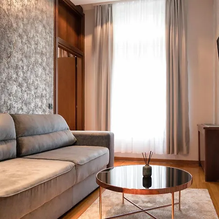 Natali Luxury Suites- Mini Hotel Belgrade