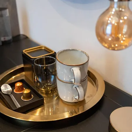 Natali Luxury Suites- Mini Hotel