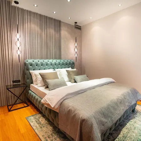 Natali Luxury Suites- Mini Belgrade