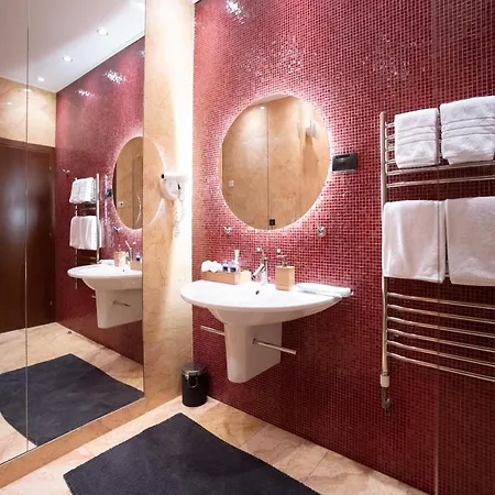 Natali Luxury Suites- Mini Hotel